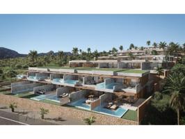 Apartamento en venta en Adeje, Playa del Duque photo 0