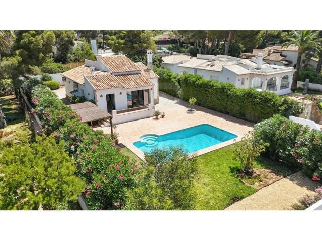 Chalet en venta en Jávea-Xàbia photo 0