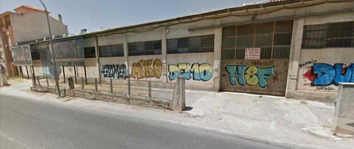 Nave industrial en venta en Maracena, Maracena photo 0