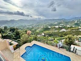 Chalet en venta en Frigiliana photo 0