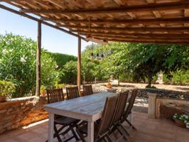 Casa con terreno en venta en Sencelles photo 0