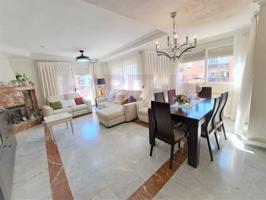 Casa en venta en Mislata photo 0