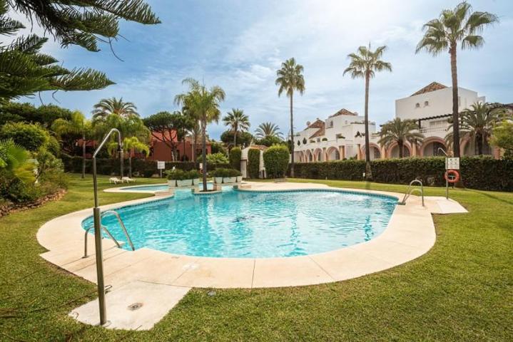 Atico Duplex en venta en Marbella, Marbella Este photo 0