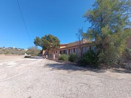 Edificio en venta en Aledo photo 0