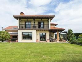 Chalet en venta en Soto del Barco photo 0