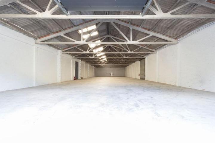 Local comercial en venta en Sant Feliu de Pallerols, Sant Feliu De Pallerols photo 0