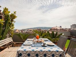 Apartamento en venta en Barcelona photo 0