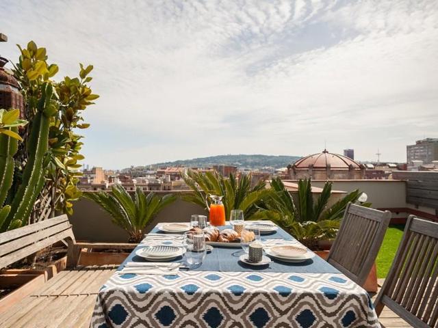 Apartamento en venta en Barcelona photo 0