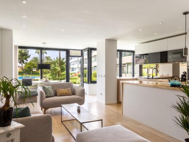 Planta baja en venta en Calvia photo 0