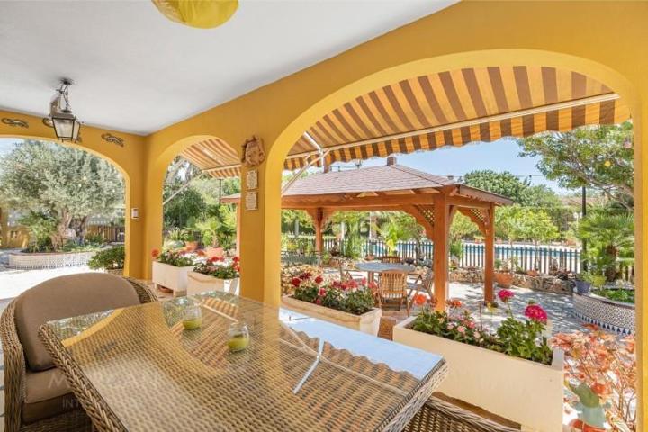 Chalet en venta en Mutxamel, Almajada-Ravel photo 0