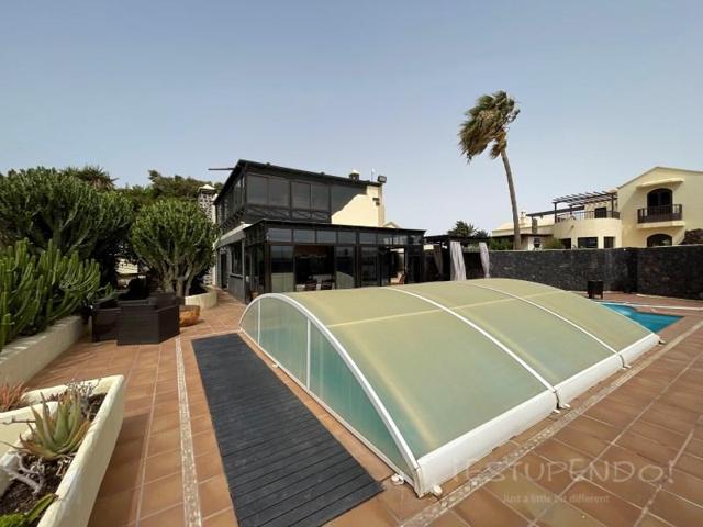 Chalet en venta en Teguise photo 0