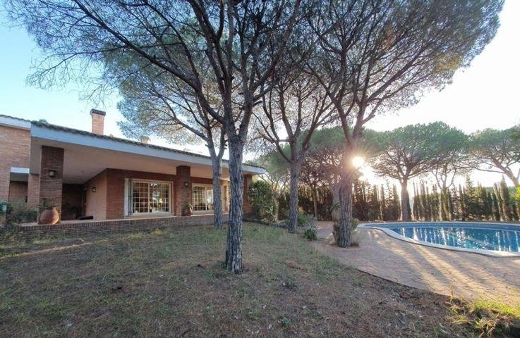 Casas de pueblo en venta en Cabrera de Mar photo 0