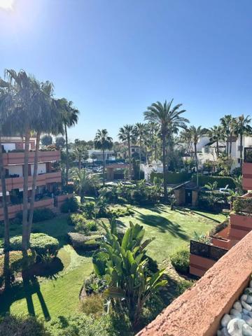 Atico Duplex en venta en Marbella, Puerto - Puerto Banús photo 0