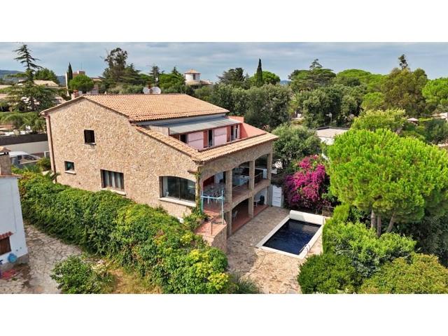 Casa en venta en Castell-Platja d'Aro, Urbanitzacions photo 0