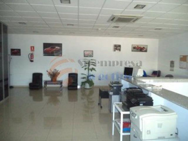 Edificio en venta en Almendralejo, Poligono Industrial - Caprabo photo 0