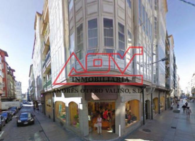 Local comercial en venta en Ferrol, Centro photo 0