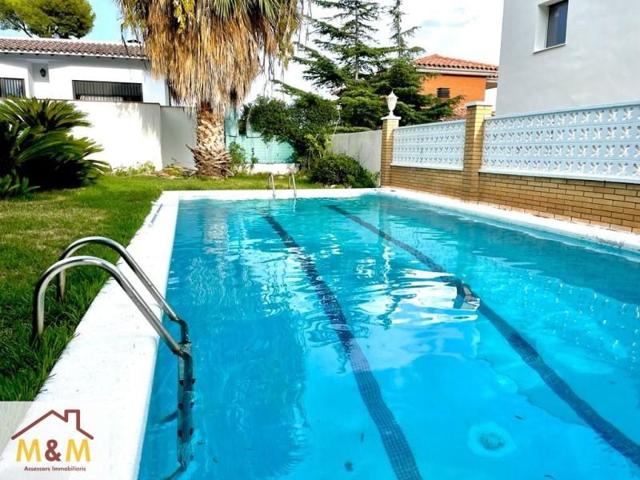 Casa en venta en Castelldefels, Montemar photo 0