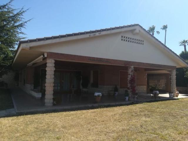 Chalet en venta en Petrer, Loma badá photo 0