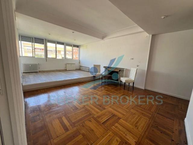 Piso en venta en Madrid, Tetuan - Cuatro Caminos photo 0