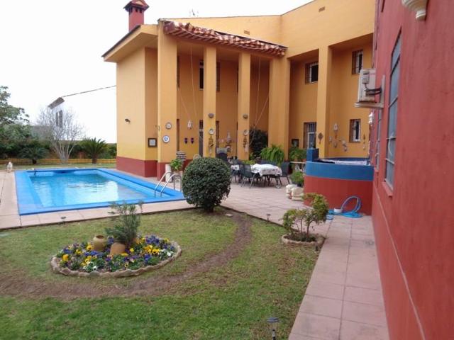 Chalet en venta en Córdoba, Arruzafa photo 0