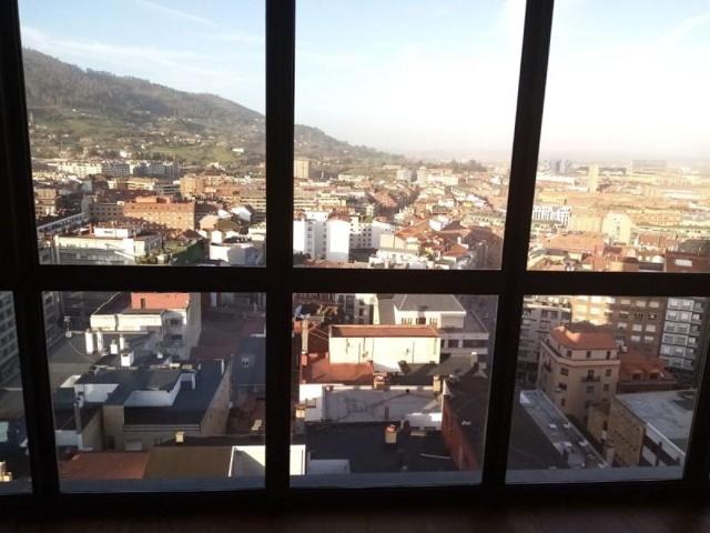 Piso en venta en Oviedo, Centro photo 0