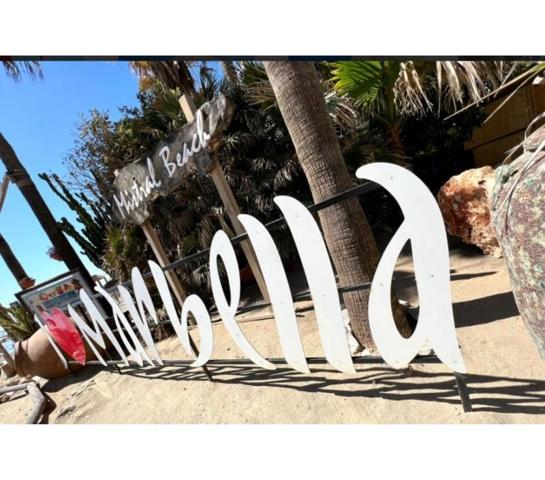 Aticos en venta en Marbella, Puerto - Puerto Banús photo 0