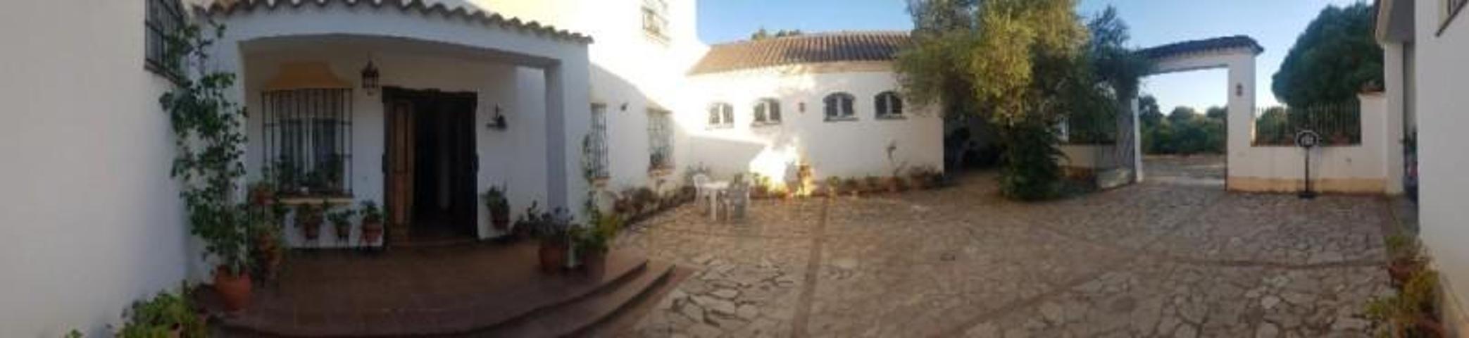 Casa con terreno en venta en Arcos de la Frontera, Arcos De La Frontera photo 0