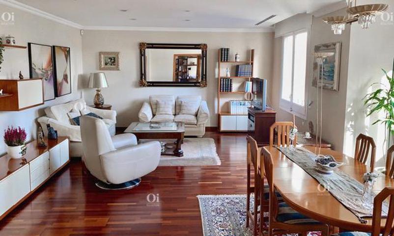 Apartamento en venta en Barcelona photo 0
