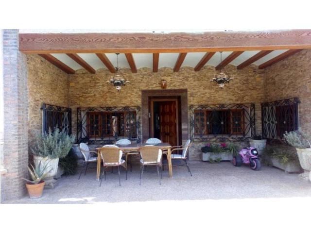 Casa en venta en Tibi photo 0