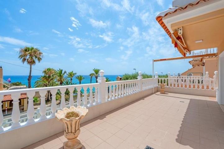 Chalet en venta en Torrevieja, Centro photo 0