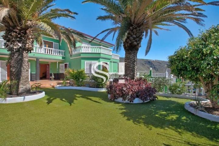 Chalet en venta en Candelaria, Barranco Hondo photo 0