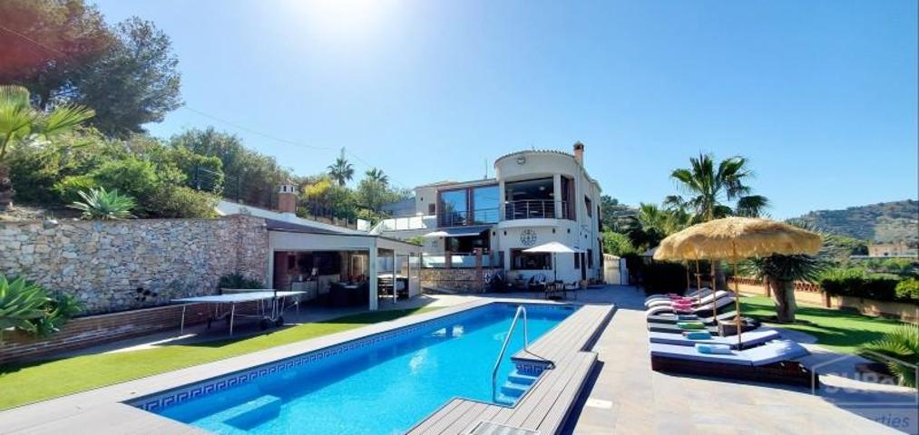 Casa con terreno en venta en Frigiliana, Frigiliana photo 0