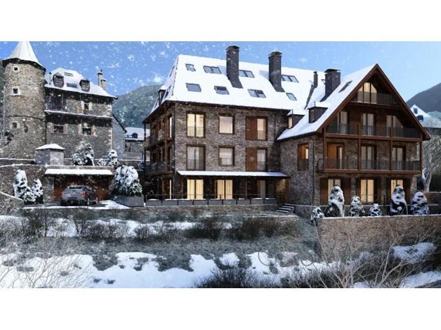 Apartamento en venta en Naut Aran photo 0