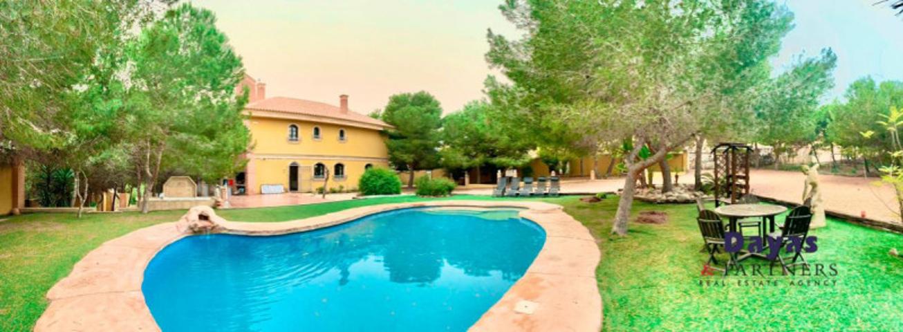 Chalet en venta en Rojales, Ciudad Quesada photo 0