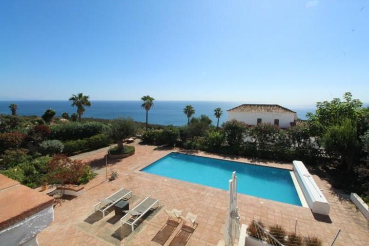 Chalet en venta en Benalmádena, Manilva photo 0