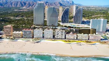 Apartamento en venta en Benidorm, Playa Poniente photo 0