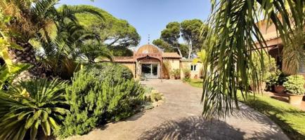 Chalet en venta en Chiclana de la Frontera, La Barrosa - Residenciales photo 0