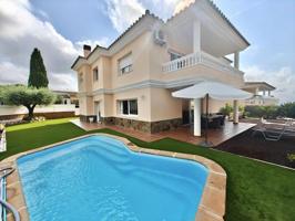 Casa en venta en Vilassar de Dalt, Vilassar De Dalt photo 0