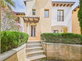 Chalet en venta en Calvia photo 0