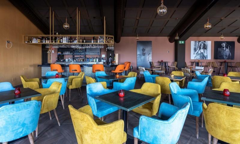 Local comercial en venta en Estepona, Estepona photo 0