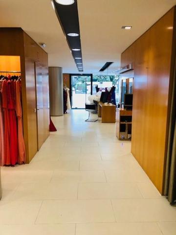 Local comercial en venta en Marbella, Marbella photo 0