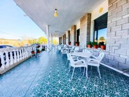 Edificio en venta en Móra la Nova photo 0