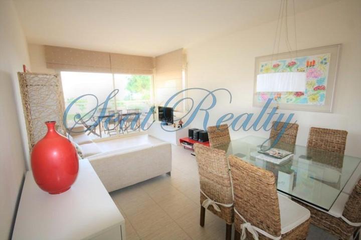 Piso en venta en Sant Feliu de Guíxols, Sant Feliu de Guíxols photo 0