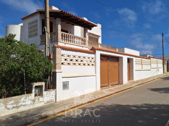 Chalet en venta en Santanyí photo 0