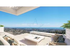 Apartamento en venta en Benahavís photo 0