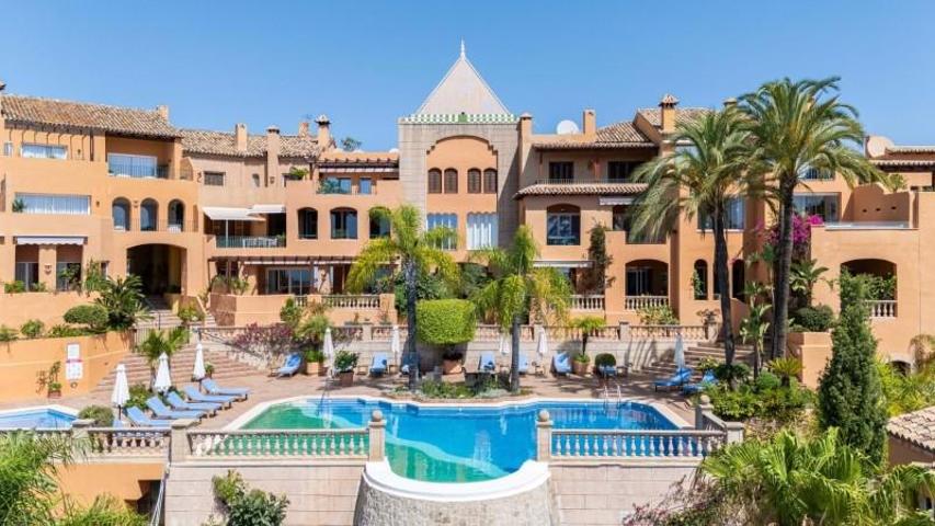 Aticos en venta en Marbella, Marbella photo 0