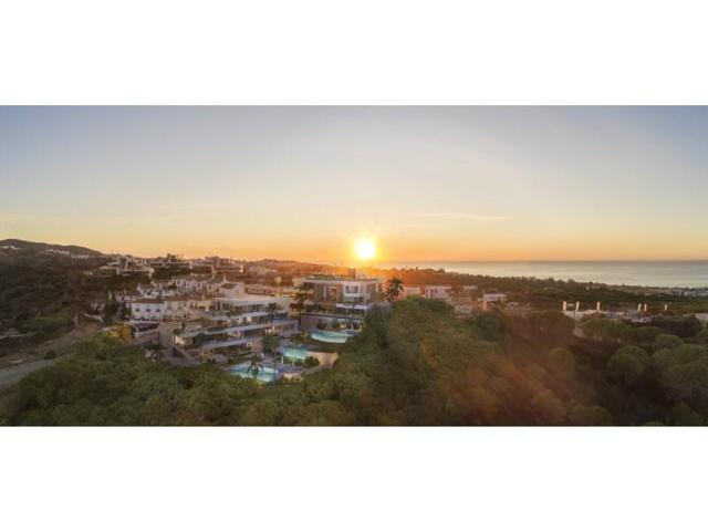 Apartamento en venta en Marbella photo 0