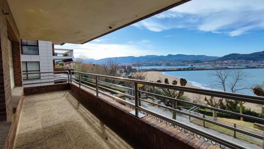 Piso en venta en Getxo, Algorta photo 0