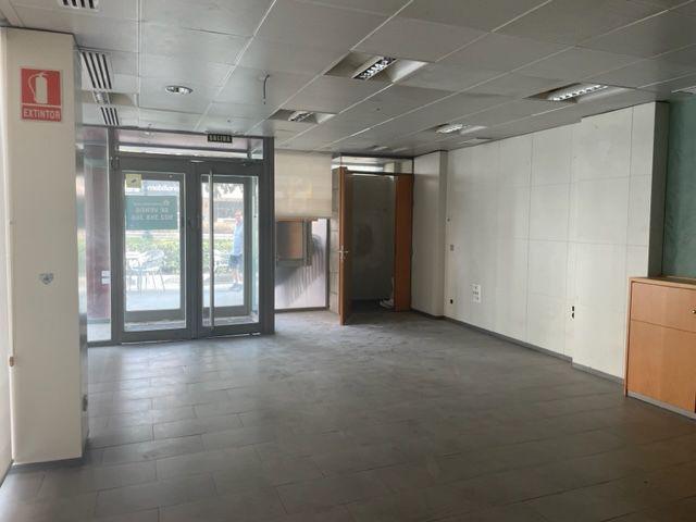 Local comercial en venta en Marbella, Centro photo 0