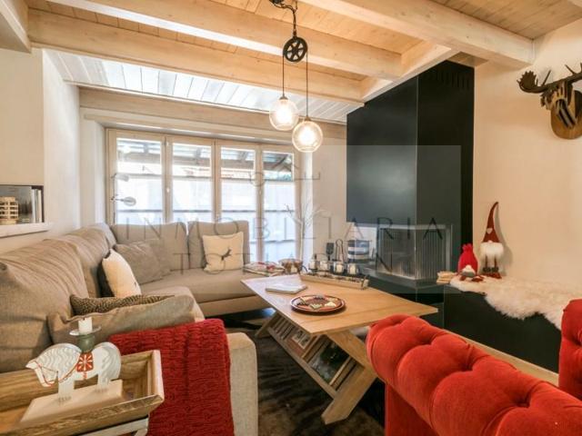 Casa con terreno en venta en Vielha e Mijaran photo 0